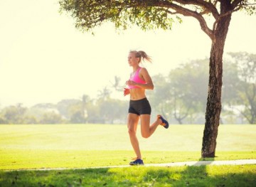 photodune-6706914-young-woman-jogging-running-outdoors-m-555x406